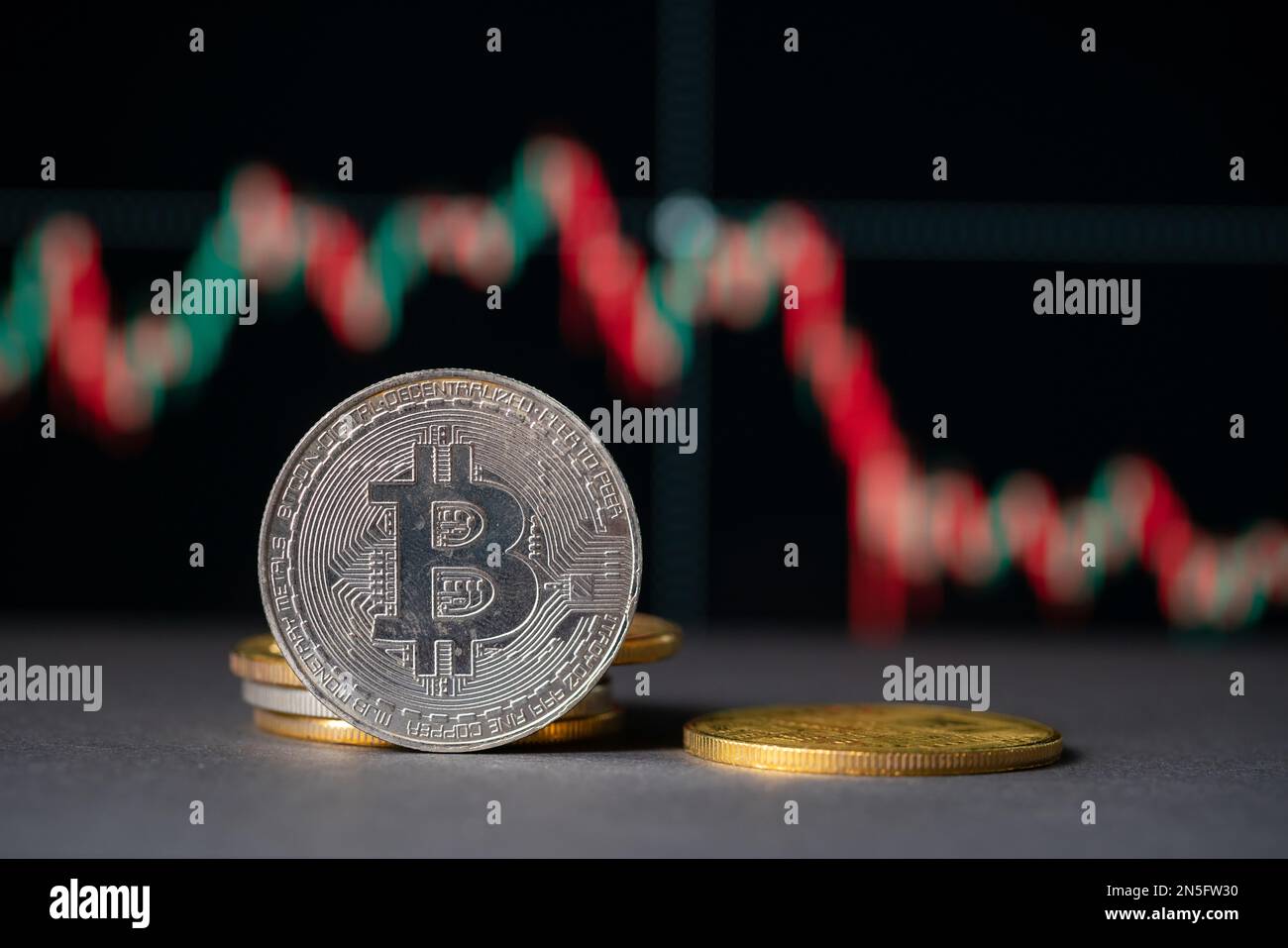 Bitcoin-Preistabelle. Digitales Gold kaufen und Wohlstand aufbauen. Bull-Markt-Katalysator Stockfoto