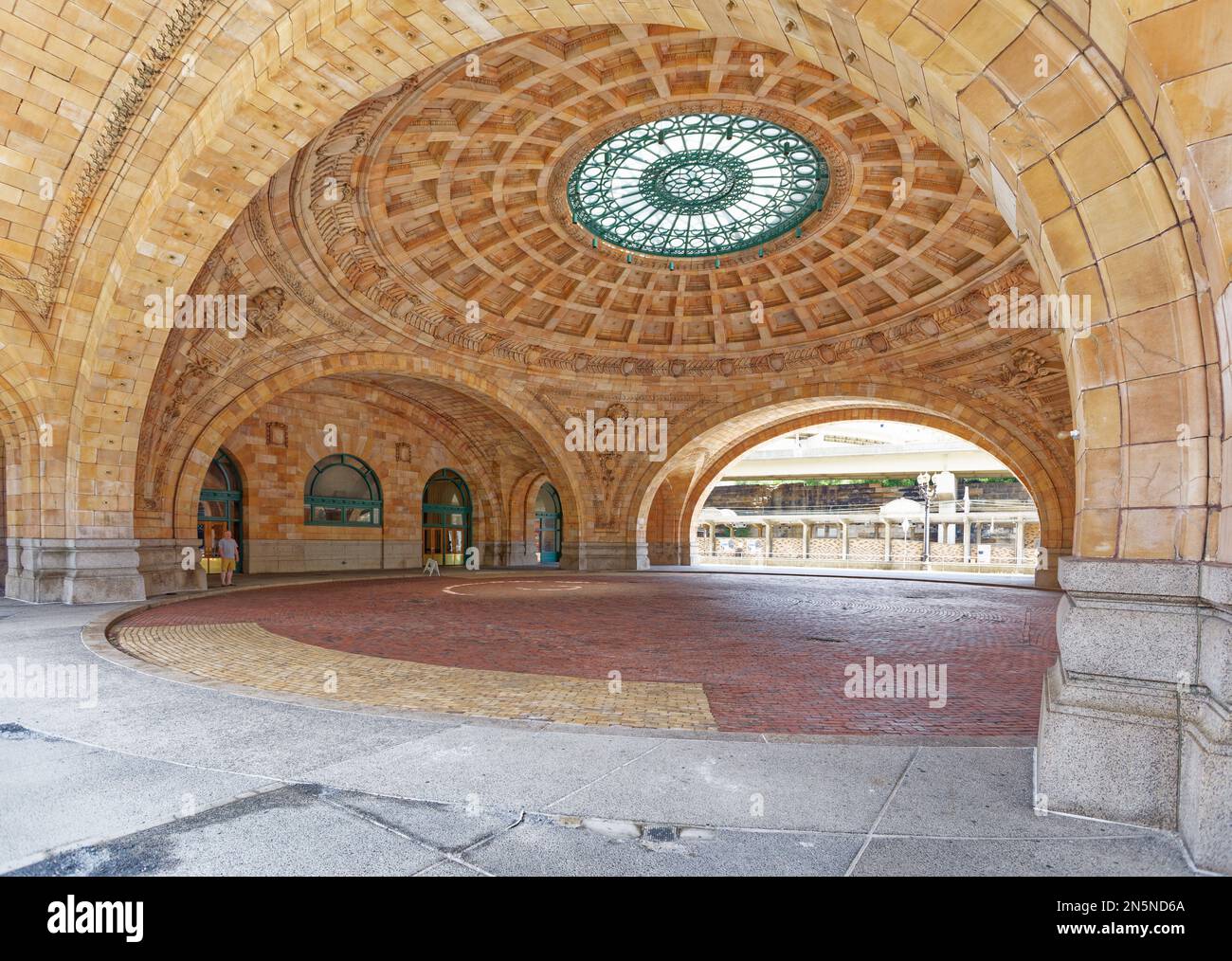 Pittsburgh Downtown: Die Pennsylvanian Rotunda beherbergte einst die Passagiere und ihre Taxis an der Union Station der Pennsylvania Railroad. Stockfoto