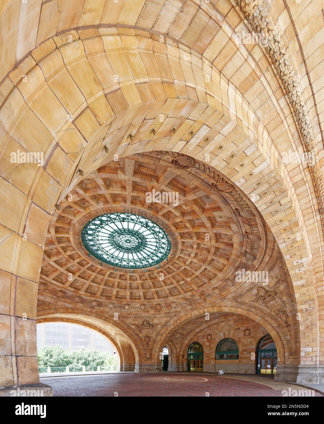 Pittsburgh Downtown: Die Pennsylvanian Rotunda beherbergte einst die Passagiere und ihre Taxis an der Union Station der Pennsylvania Railroad. Stockfoto