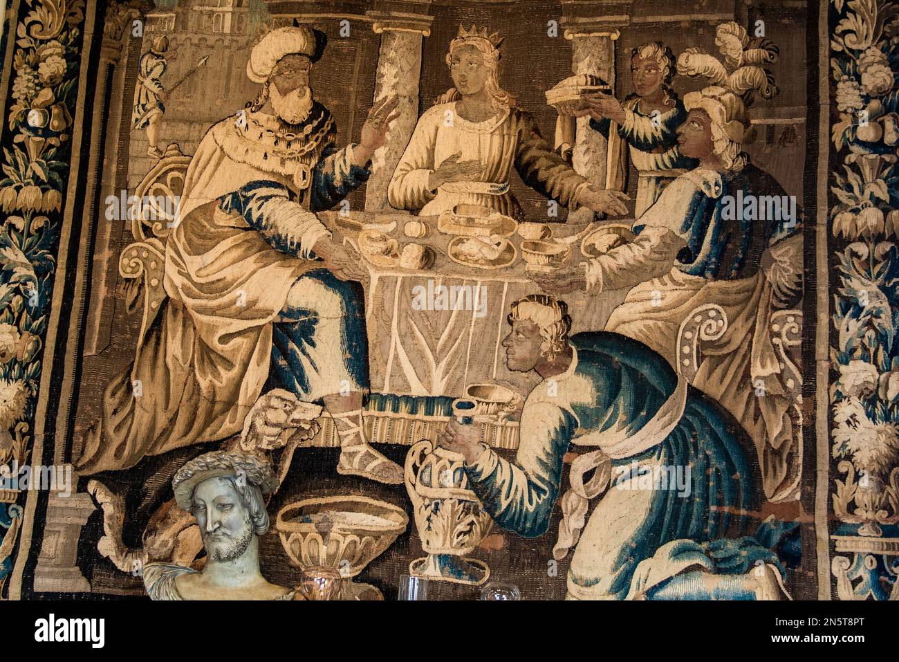 Chenonceau, Frankreich - 30 2022. Dez.: Der religiöse Geschichtswandel im Schloss Amboise Stockfoto