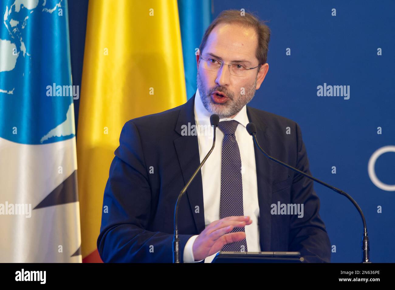 Bukarest, Rumänien - 09. Februar 2023: Antonio Ferreira Gomes, Stellvertretender Direktor der OECD, spricht auf der Veranstaltung "Beitritt zur OECD – Chancen f Stockfoto