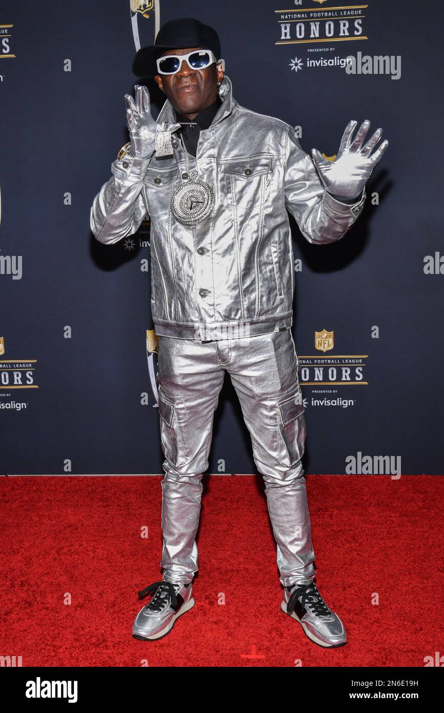 Flavor Flav auf dem roten Teppich bei den NFL Honors in der Symphony Hall im Phoenix Convention Center in Phoenix, Arizona. Foto: Donnerstag, 9. Februar 2023. Der Super Bowl LVII findet am Sonntag, den 12. Februar 2023 zwischen den Kansas City Chiefs und den Philadelphia Eagles statt. Stockfoto