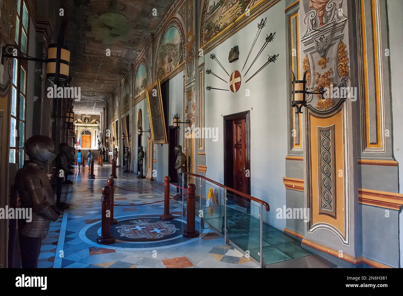 Korridor des historischen Großmeisterpalastes des Großmeisterordens von Malta Ritter von Malta Historischer Orden von Saint John, La Stockfoto