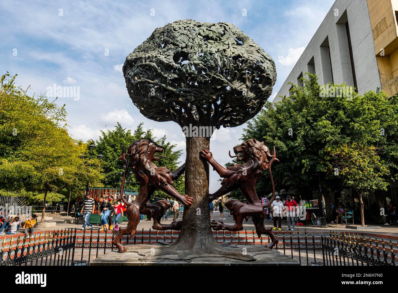 Baumskulptur, UNESCO-Weltkulturerbe Guadalajara, Jalisco, Mexiko Stockfoto