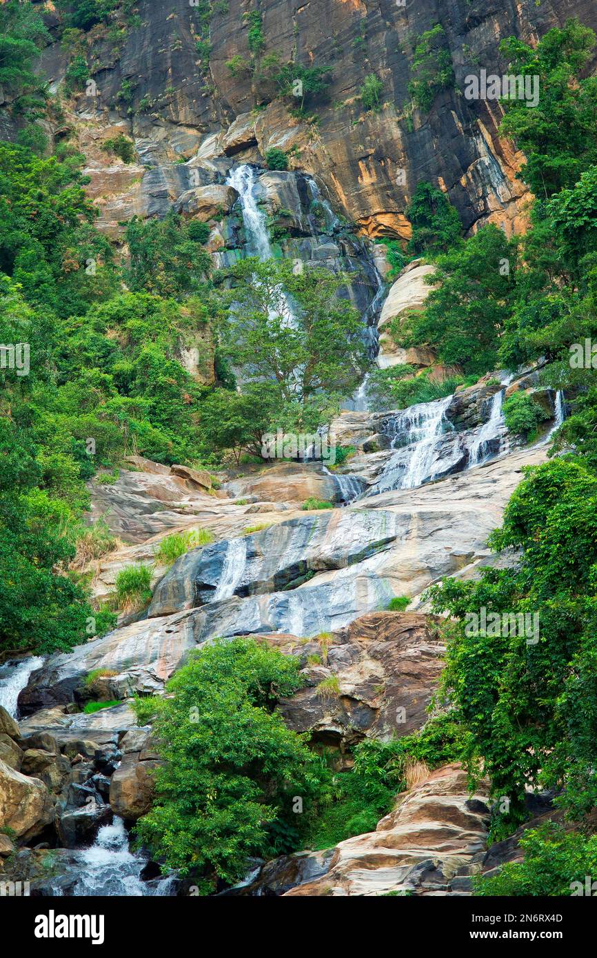 Ravana Falls, Rawana Falls, Rawana Ella, Ravana Ella Wildlife Sanctuary, Badulla, Bandarawela, Sri Lanka, Asien Stockfoto