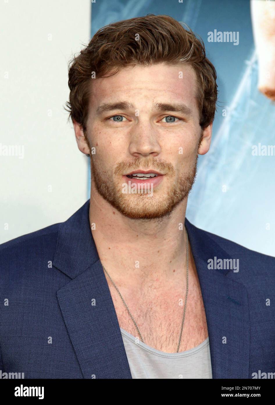 Derek Theler arrives at the world premiere of "Elysium" at the Regency Village Theater on Wednesday, Aug. 7, 2013 in Los Angeles. (Photo by Matt Sayles/Invision/AP) Stockfoto