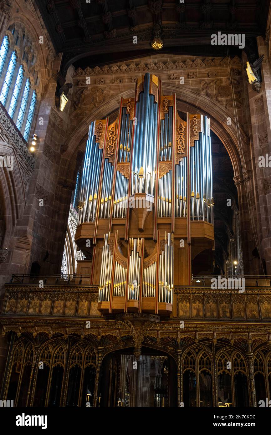 Die Pfeifenorgel in der Kathedrale von Manchester Stockfoto