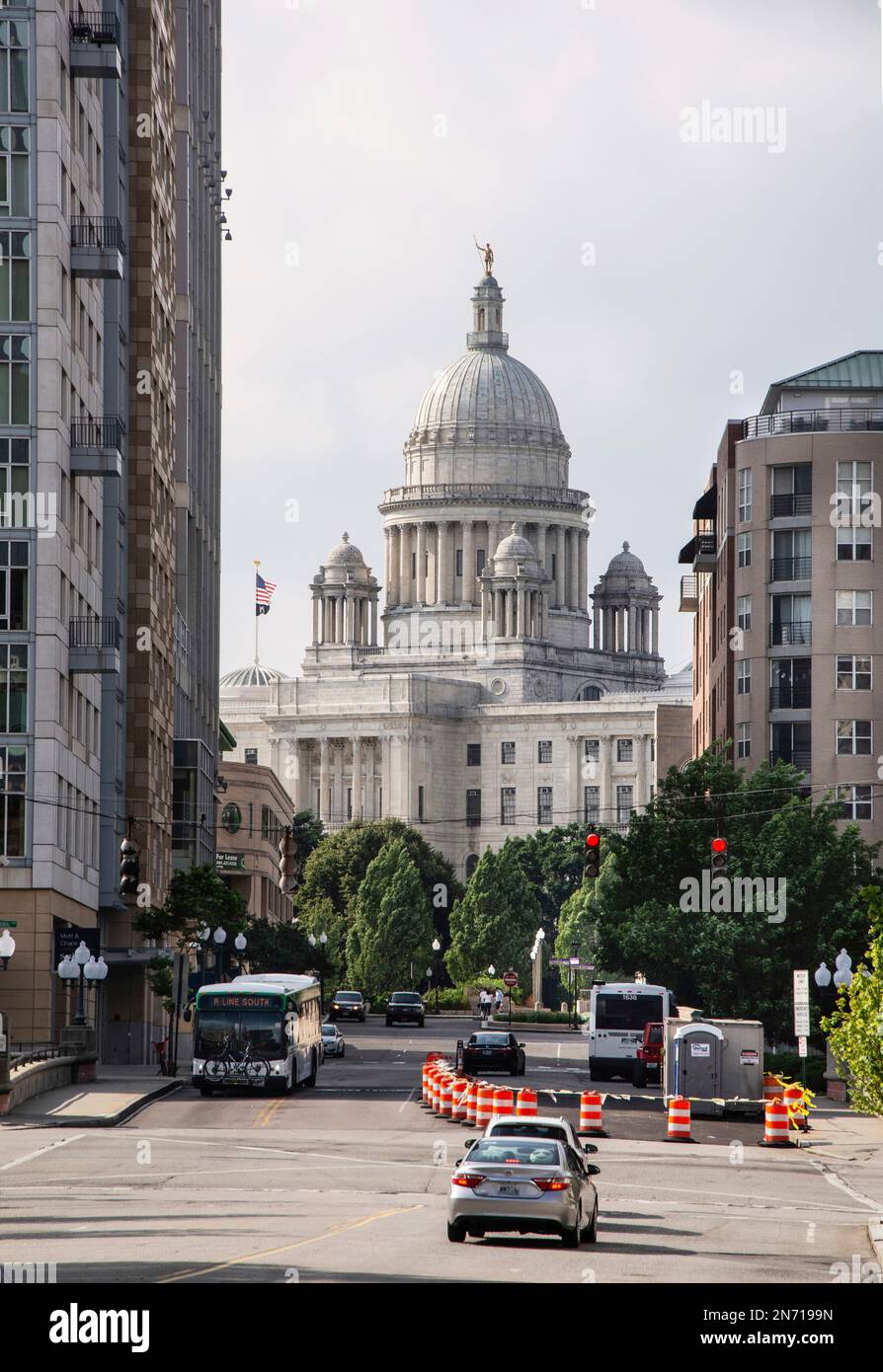 Die Vorsehung. Blick auf das Rhode Island State House durch die Exchange Street. Zentrum von Providence, Rhode Island. Stockfoto