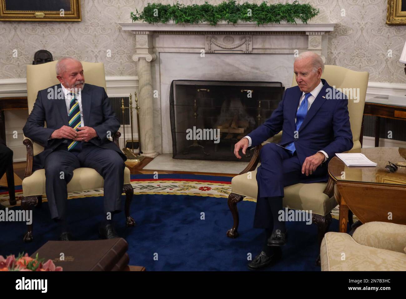 Washington DC, USA. 10. Februar 2023. Joe Biden, Präsident der Vereinigten Staaten von Amerika, empfängt den brasilianischen Präsidenten Luiz InÃ¡cio Lula da Silva am Freitag, den 10. (Kreditbild: © William Volcov/ZUMA Press Wire) NUR REDAKTIONELLE VERWENDUNG! Nicht für den kommerziellen GEBRAUCH! Kredit: ZUMA Press, Inc./Alamy Live News Stockfoto