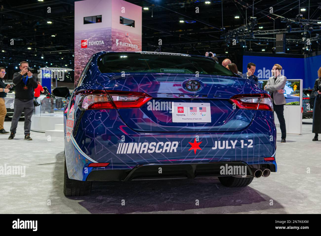 Chicago, IL, USA - 9. Februar 2023: NASCAR Chicago Street Race, offizieller Pace Car, nachdem er auf einer Pressekonferenz beim Chicago Auto 2023 vorgestellt wurde Stockfoto