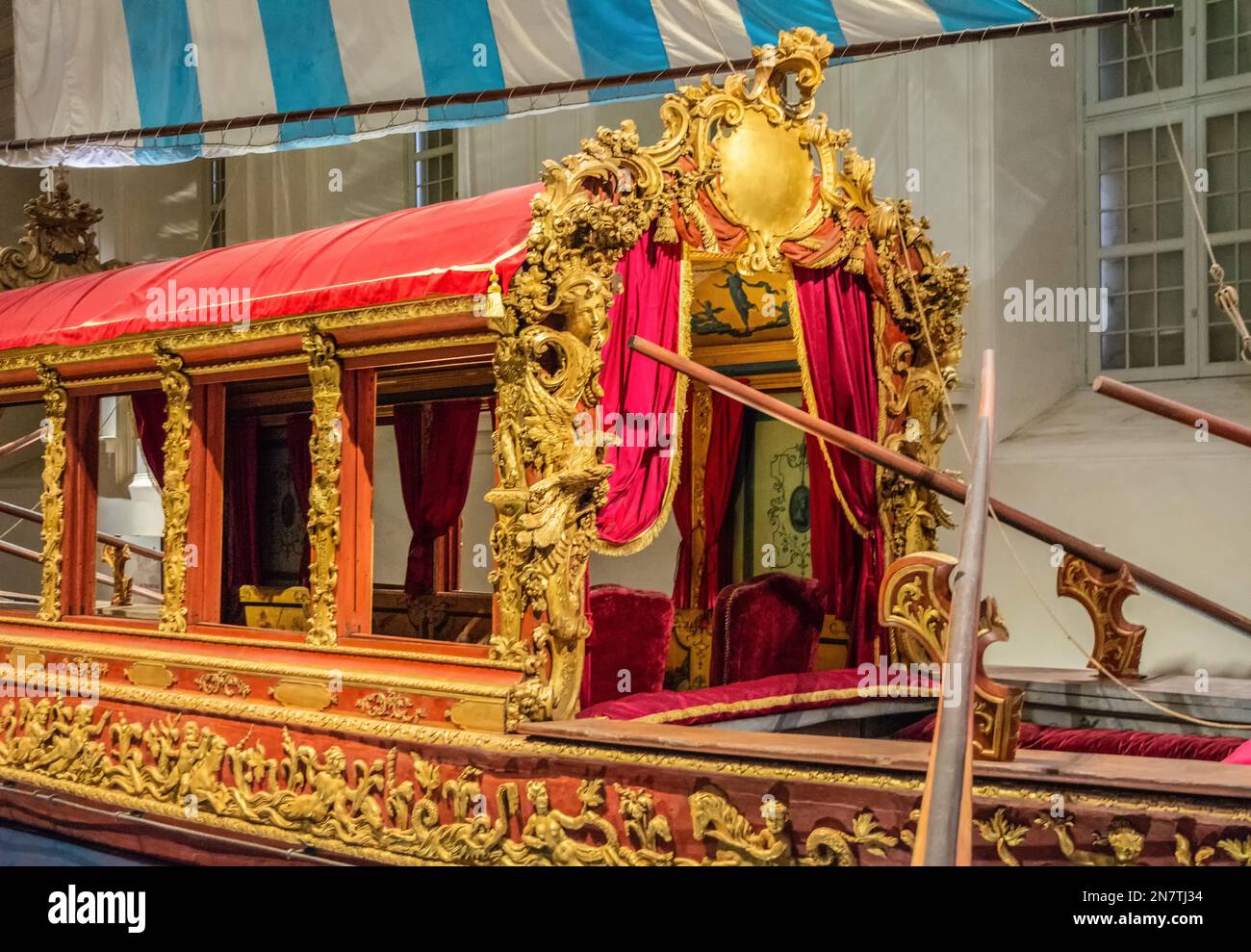 Königliche Stallungen - Ausstellung 'Bucentaur und die königlichen Kutschen' - Venaria reale, Turin, Piemont, Norditalien - Europa Stockfoto