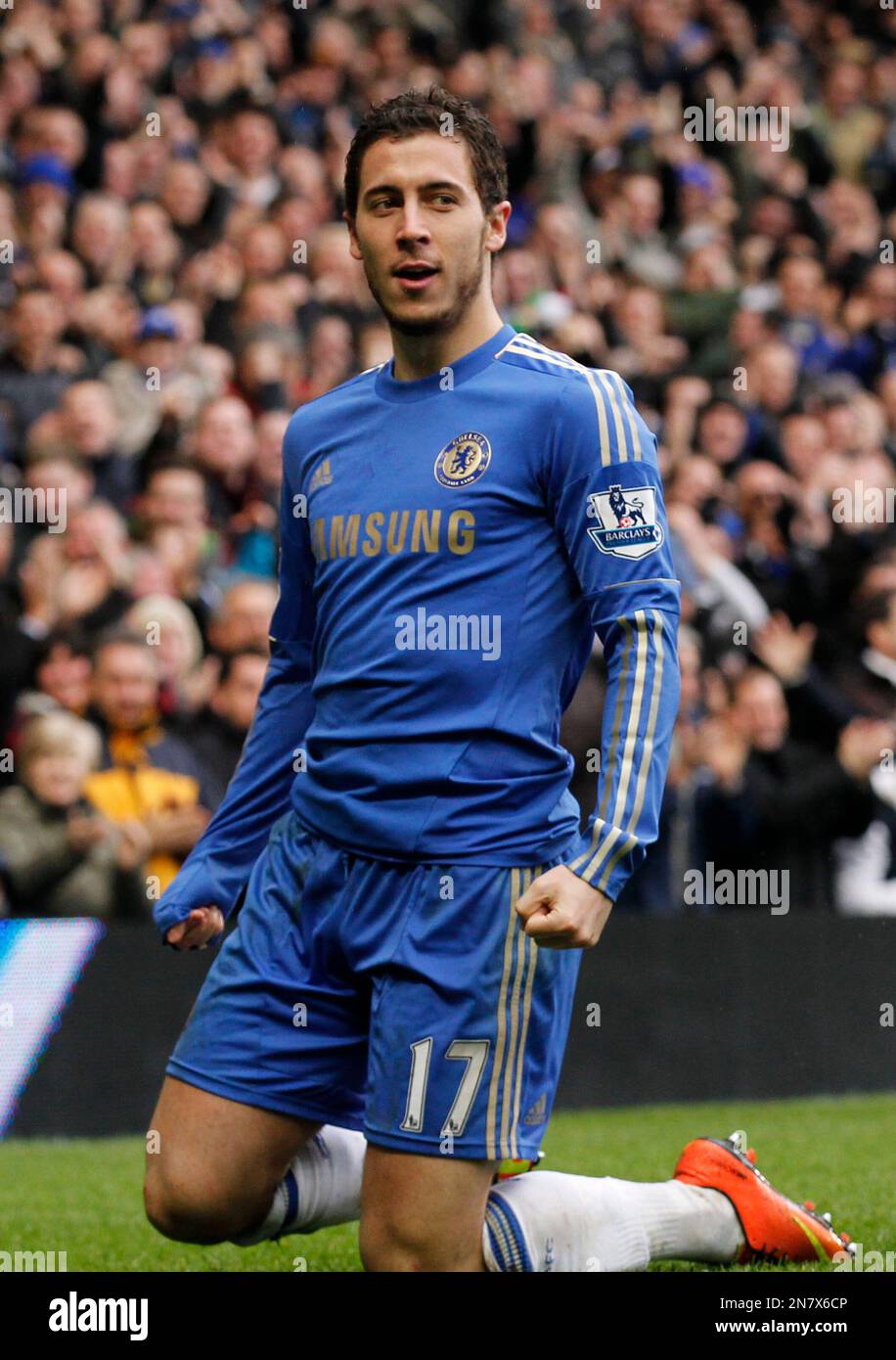 Chelsea's Eden Hazard celebrates his goal against West Ham United during their English Premier League soccer match at Stamford Bridge, London, Sunday, March 17, 2013. (AP Photo/Sang Tan) Stockfoto