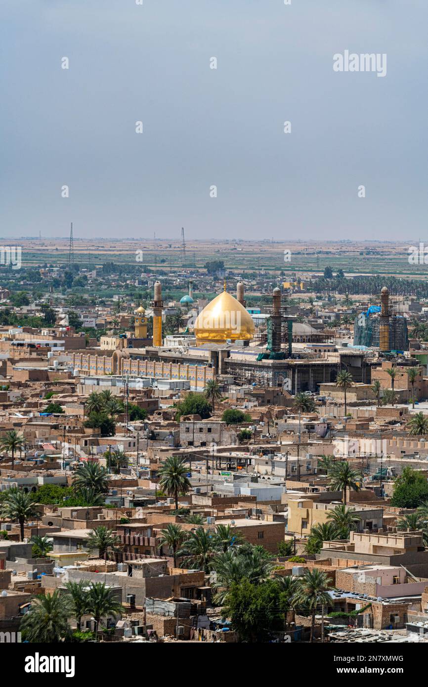 Überblicken Sie den Al-Askari-Schrein, UNESCO-Weltkulturerbe, Samarra, Irak Stockfoto