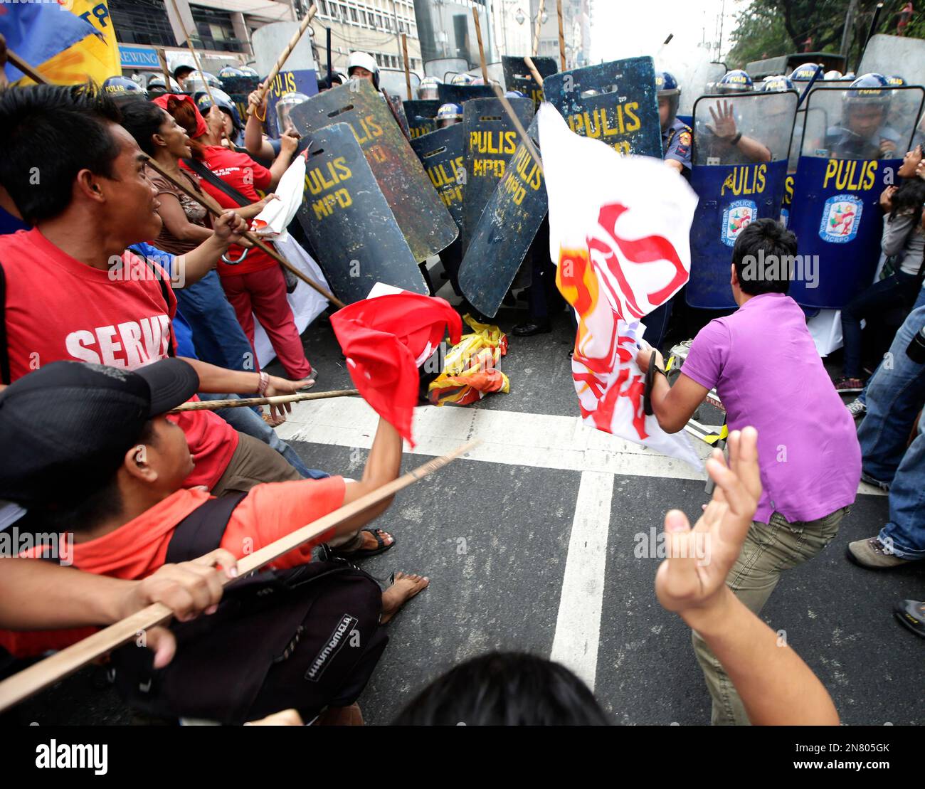 Breathtaking Clashes, Arrests As Tens Of Thousands Protest Corruption In Philippines Design Illustration Breathtaking Clashes, Arrests As Tens Of Thousands Protest Corruption In Philippines Design Illustration