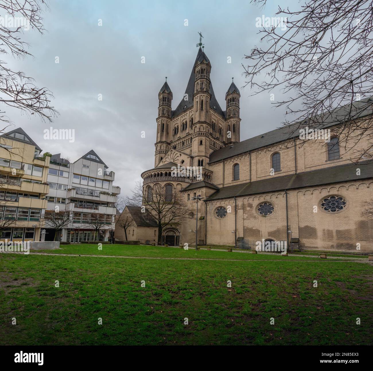 Tolles St. Martin Church - Köln, Deutschland Stockfoto