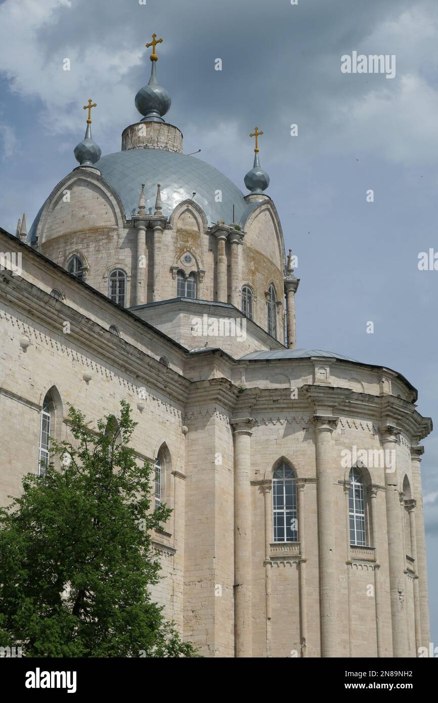 Alte russisch-orthodoxe Kirche in der Provinz Stockfoto