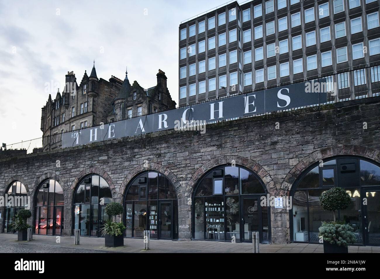 Edinburgh Scotland, Vereinigtes Königreich, 11. Februar 2023. Die Arches East Market Street. Live-Nachrichten von sst/alamy Stockfoto