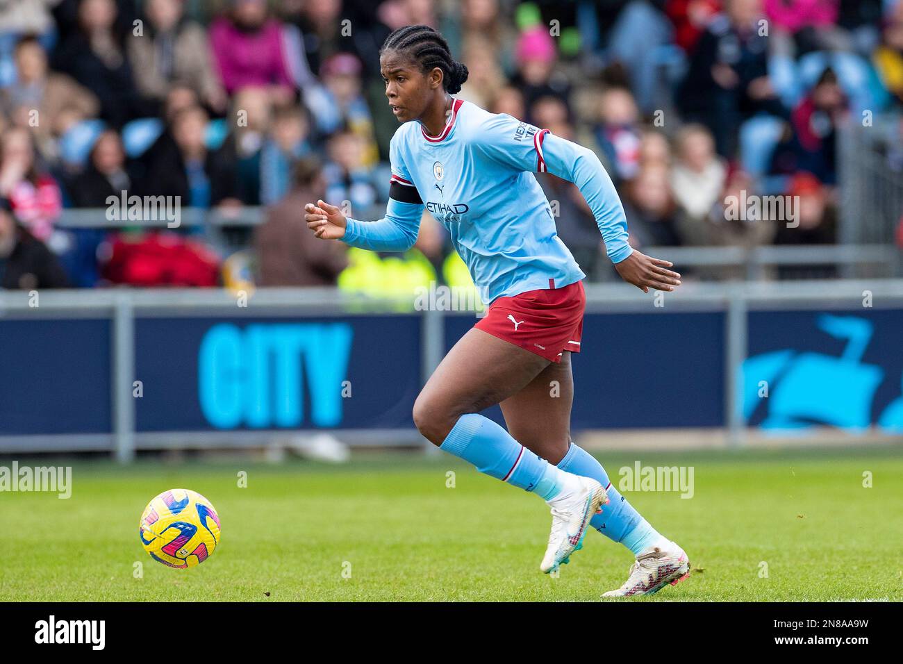 Khadija Shaw #21 von Manchester City während des Barclays FA Women's Super League-Spiels zwischen Manchester City und Arsenal im Academy Stadium, Manchester, am Samstag, den 11. Februar 2023. (Foto: Mike Morese | MI News) Guthaben: MI News & Sport /Alamy Live News Stockfoto