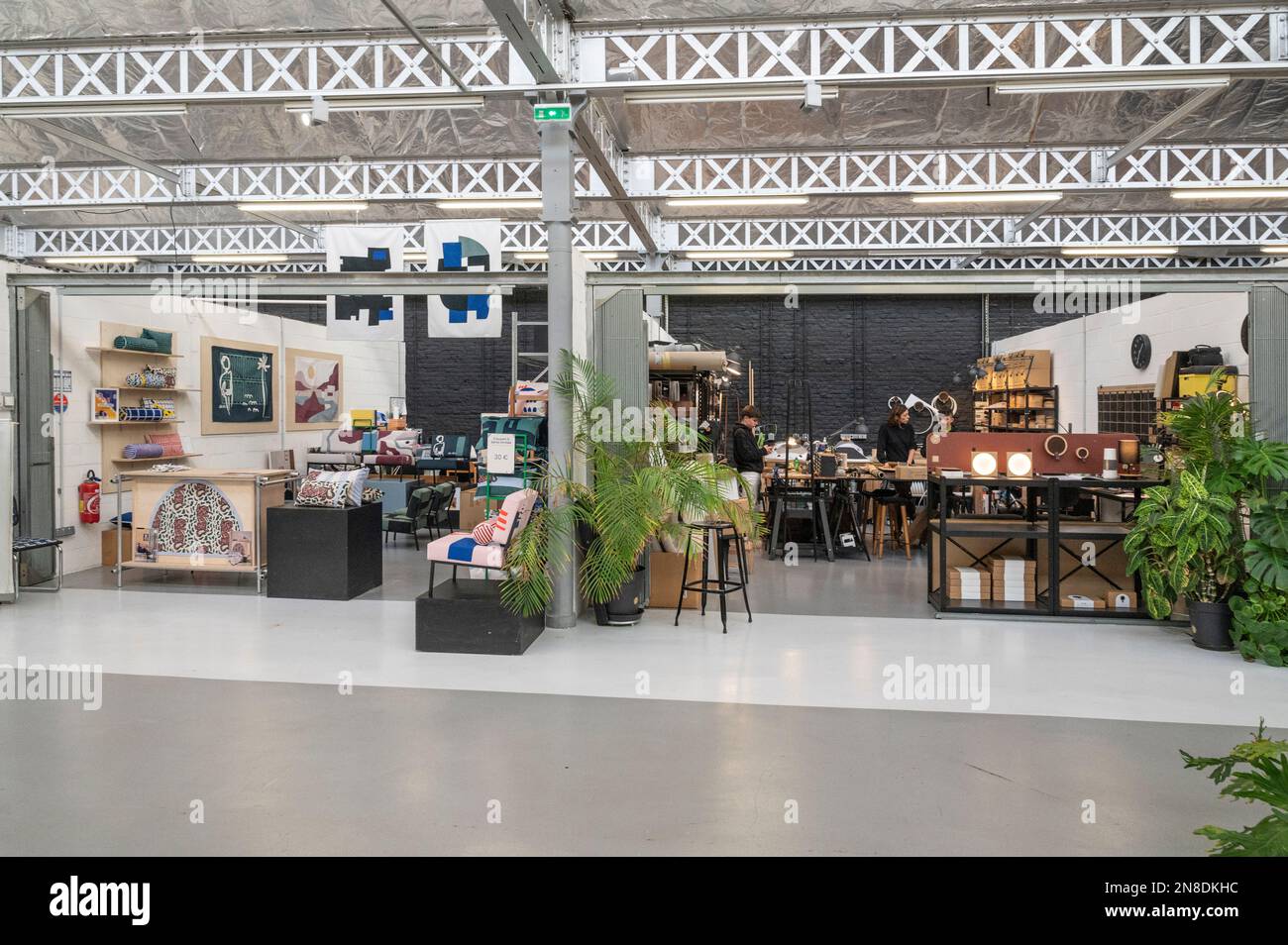 Le Vestiaire, Kunsthandwerk- und Designerläden der Maisons de Mode in 27, Rue de l'Espérance in Roubaix, Hauts-de-France, Frankreich Stockfoto