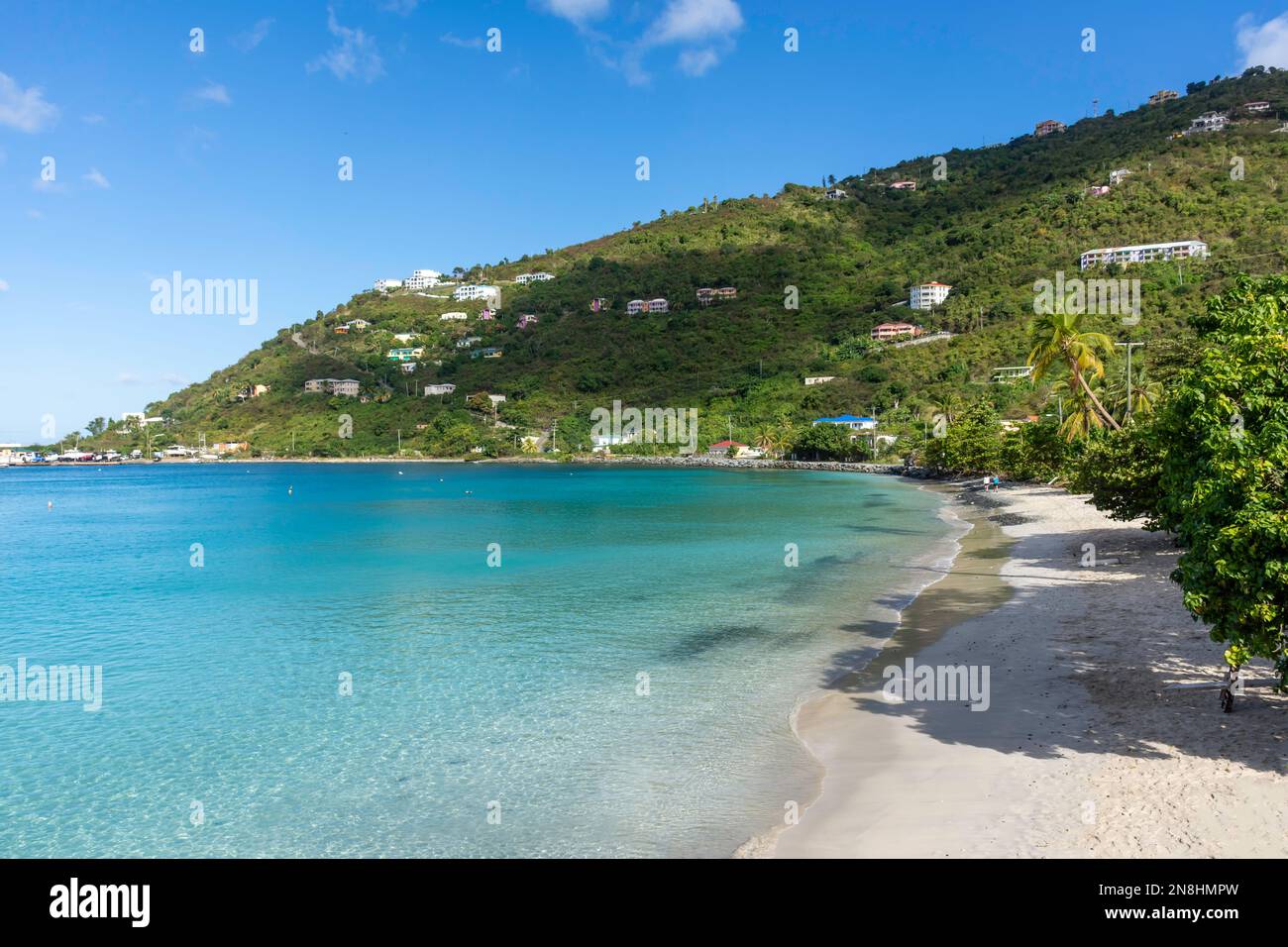 Blick auf das Strandresort, Cane Garden Bay, Tortola, die Britischen Jungferninseln (BVI), kleine Antillen, Karibik Stockfoto