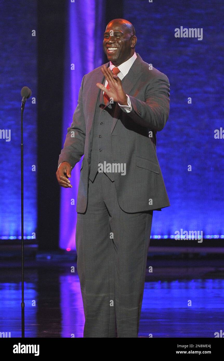 NBA Legend Earvin "Magic" Johnson appears onstage at the Soul Train Awards at Planet Hollywood Resort and Casino on Thursday, Nov. 8, 2012, in Las Vegas. (Photo by Jeff Bottari/Invision/AP) Stockfoto