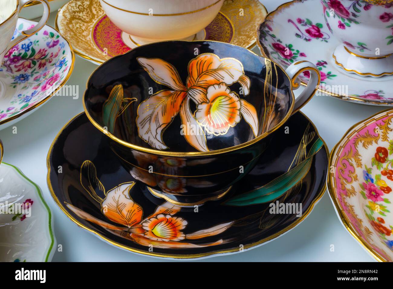 Elegante Schwarze Teetasse Stockfoto