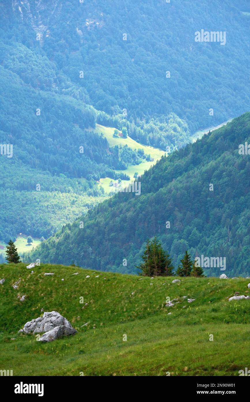 Blick auf den Mangartsko Sedlo Gebirgspass, Slowenien Stockfoto