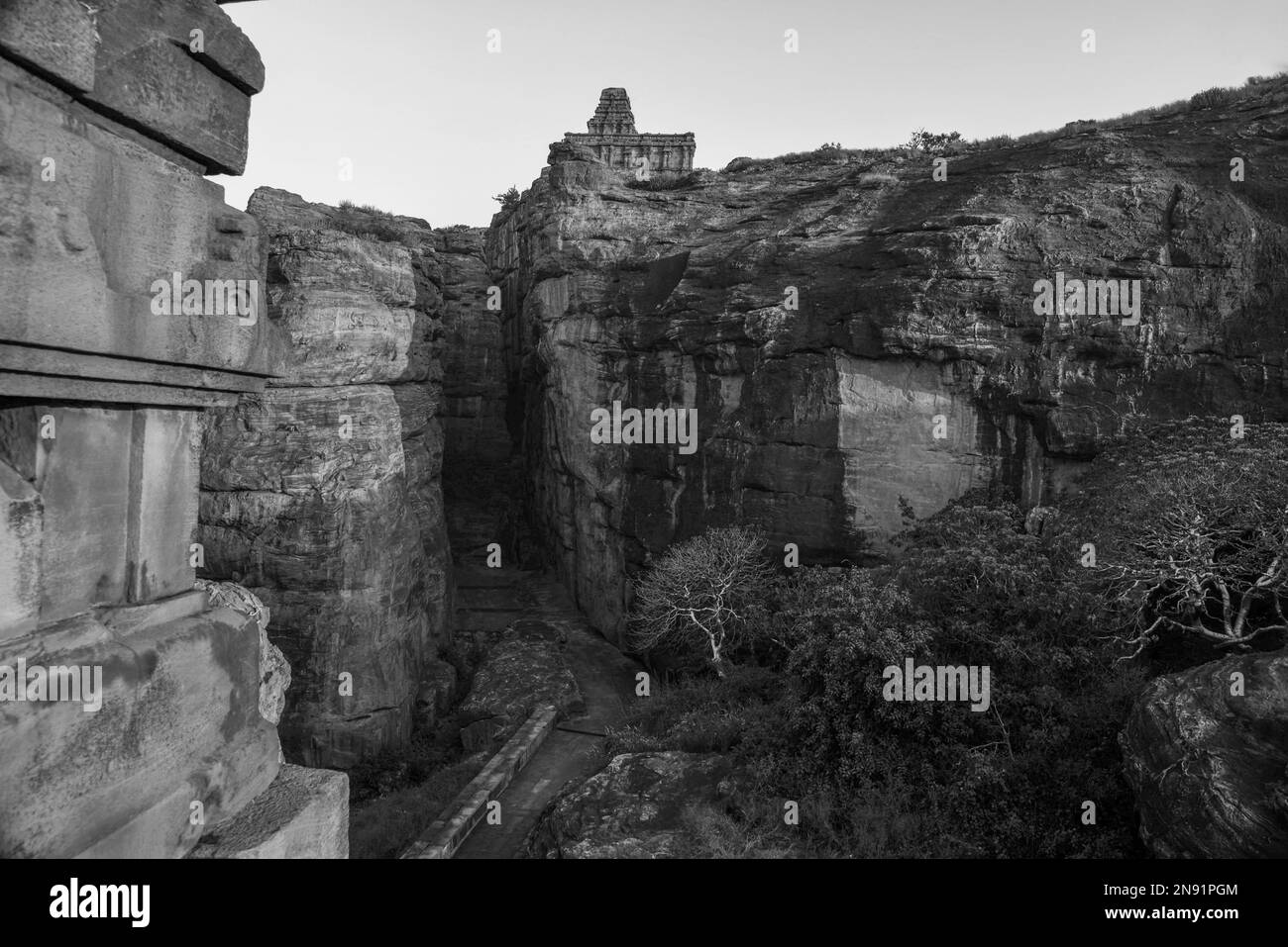 Oberer Shivalaya-Tempel auf dem Hügel, der von den Badami Chalukyas in Badami, Karnataka, Indien, erbaut wurde Stockfoto