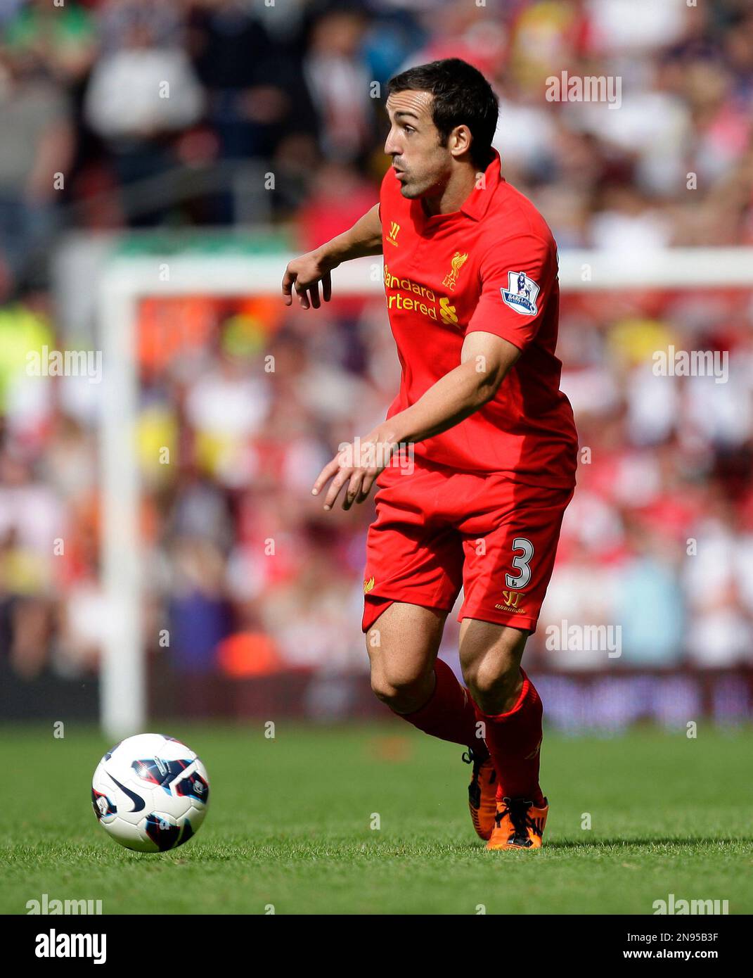 Liverpool's Jose Enrique during his team's English Premier League soccer match against Arsenal at Anfield Stadium, Liverpool, England, Sunday, Sept. 2, 2012. (AP Photo/Jon Super) Stockfoto