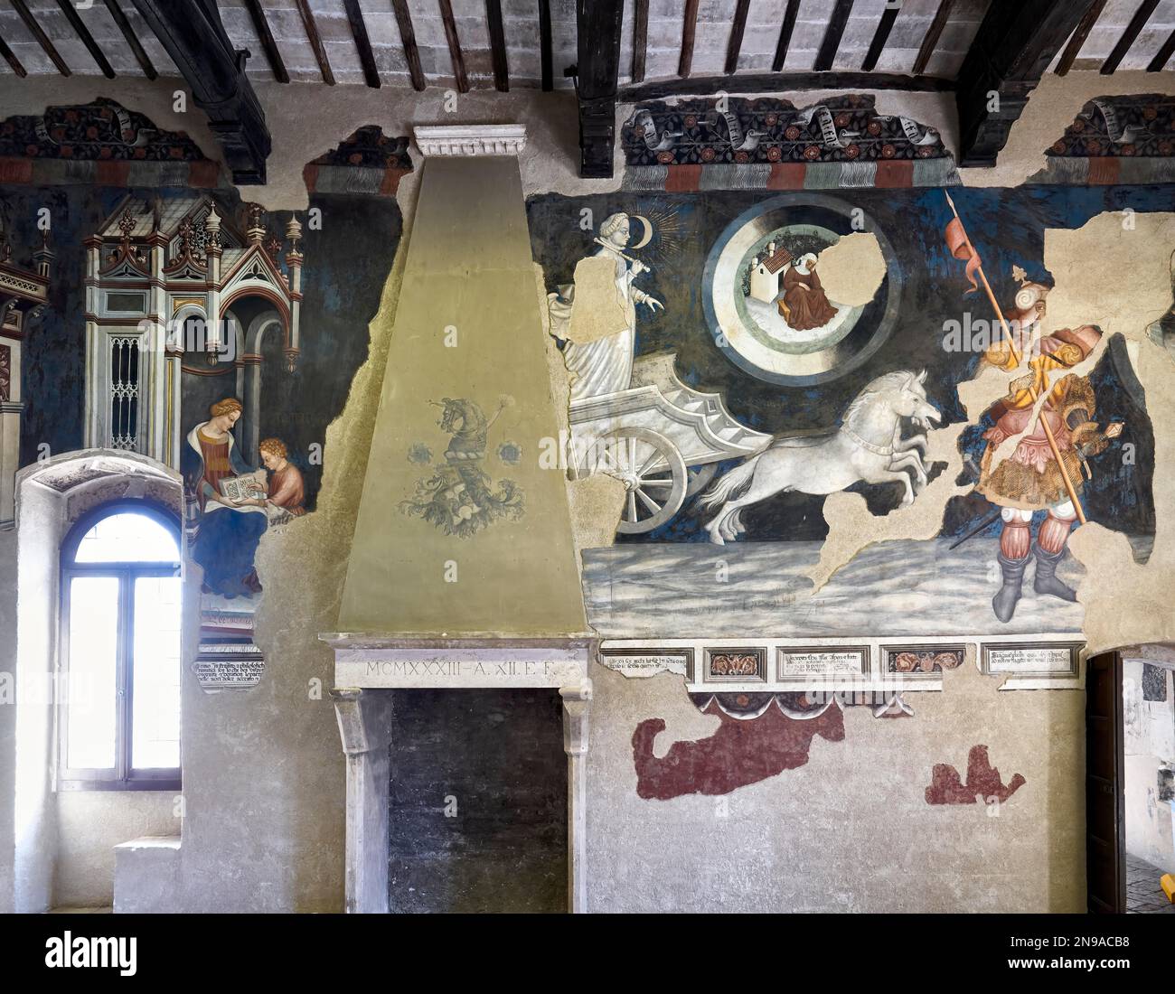 Foligno Umbria Italien. Fresken im Trinci-Palast (Palazzo Trinci), einer Patrizier-Residenz und Museum Stockfoto