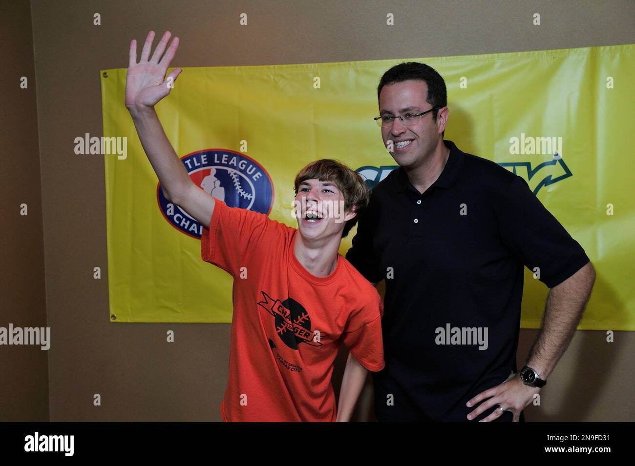 COMMERCIAL IMAGE - Jared the SUBWAY guy poses for a photo with Max ...