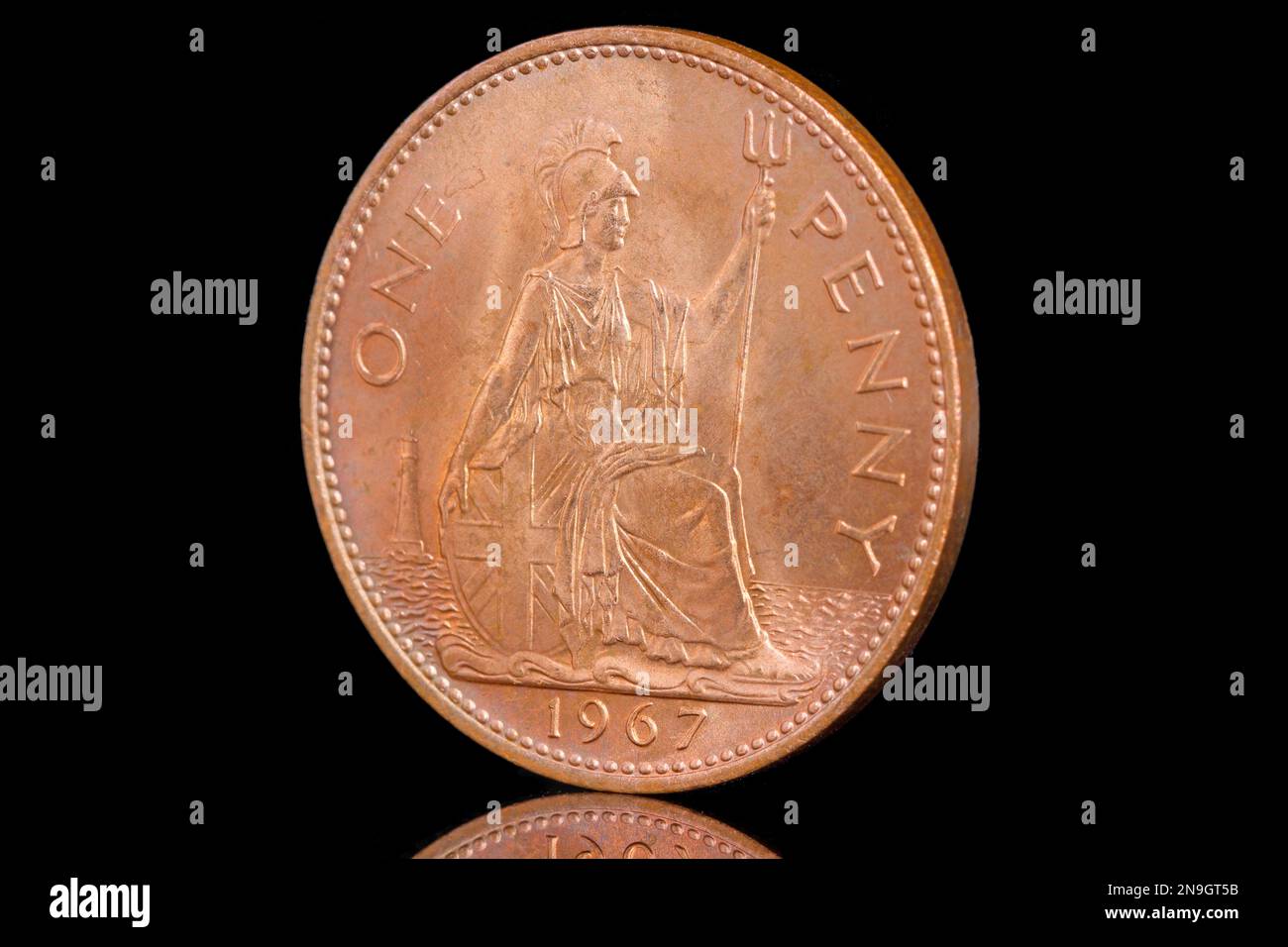 Rückseite eines 1967 One Penny mit Britannia-Design Stockfoto