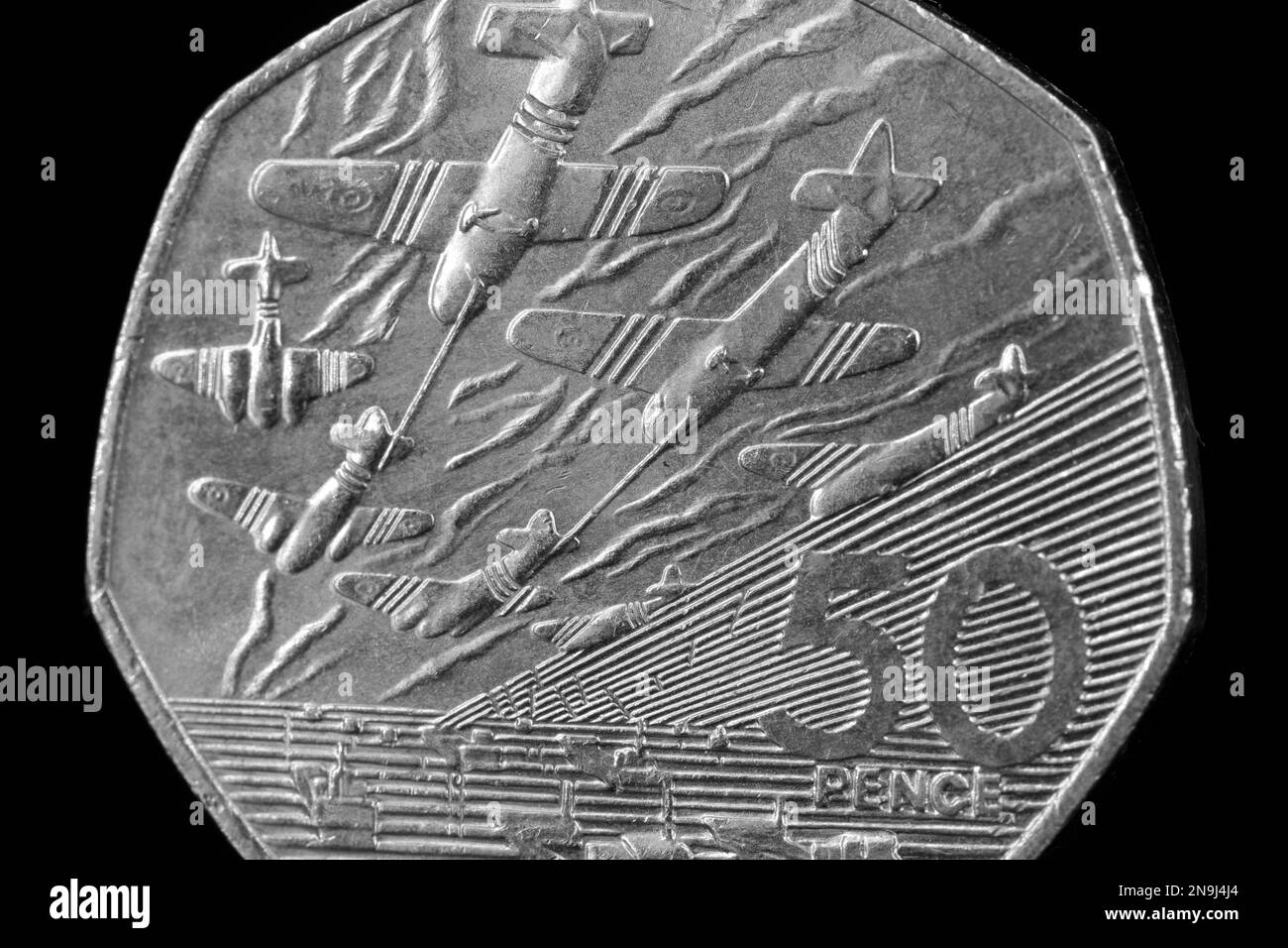 Rückseite einer 1994 50-Pence-Münze zum Gedenken an 50 Jahre D-Day-Landungen in der Normandie. Entworfen von der Skulptur John Mills Stockfoto