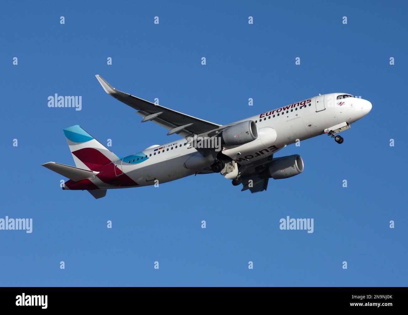 Ein Airbus A320 von Eurowings fährt vom Flughafen Lanzarote Arrecife ab Stockfoto