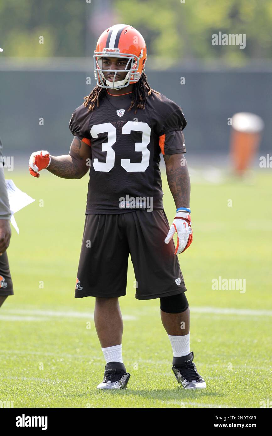 Cleveland Browns running back Trent Richardson is seen on the field during a practice at the NFL football team's rookie camp in Berea, Ohio on Sunday, May 13, 2012. (AP Photo/Amy Sancetta) Stockfoto