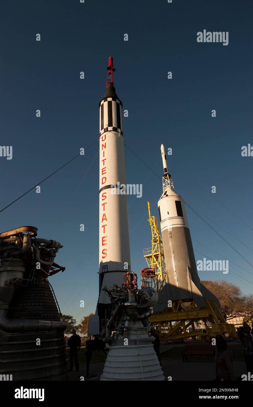 Mercury-Redstone und Little Joe II stehen im Raketenpark des Johnson Space Centers in Houston, Texas; Webster, Texas, USA Stockfoto