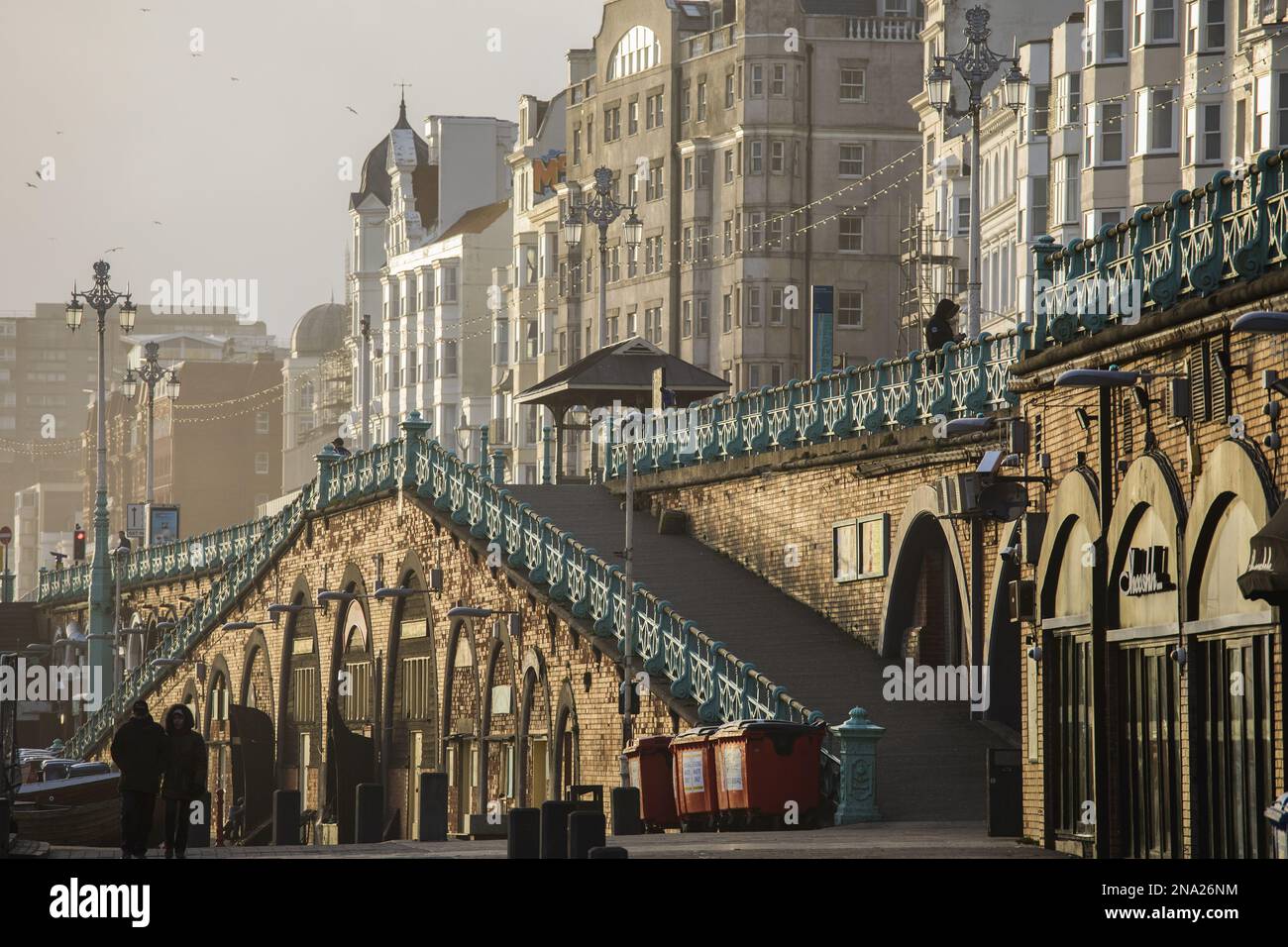 Gebäude An Der Waterfront; Brighton, England Stockfoto