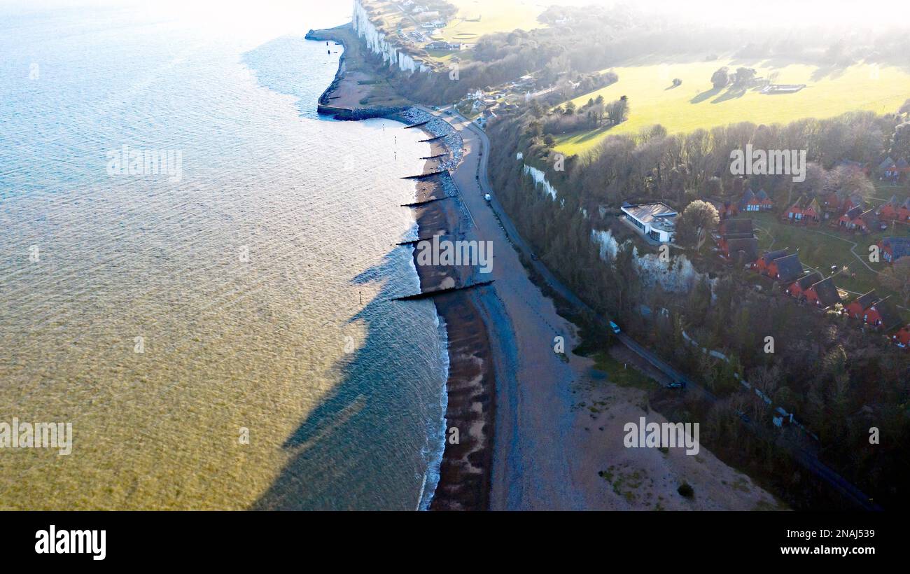 Blick aus der Vogelperspektive auf Kingsdown Beach, Richtung Oldstairs Bay Stockfoto