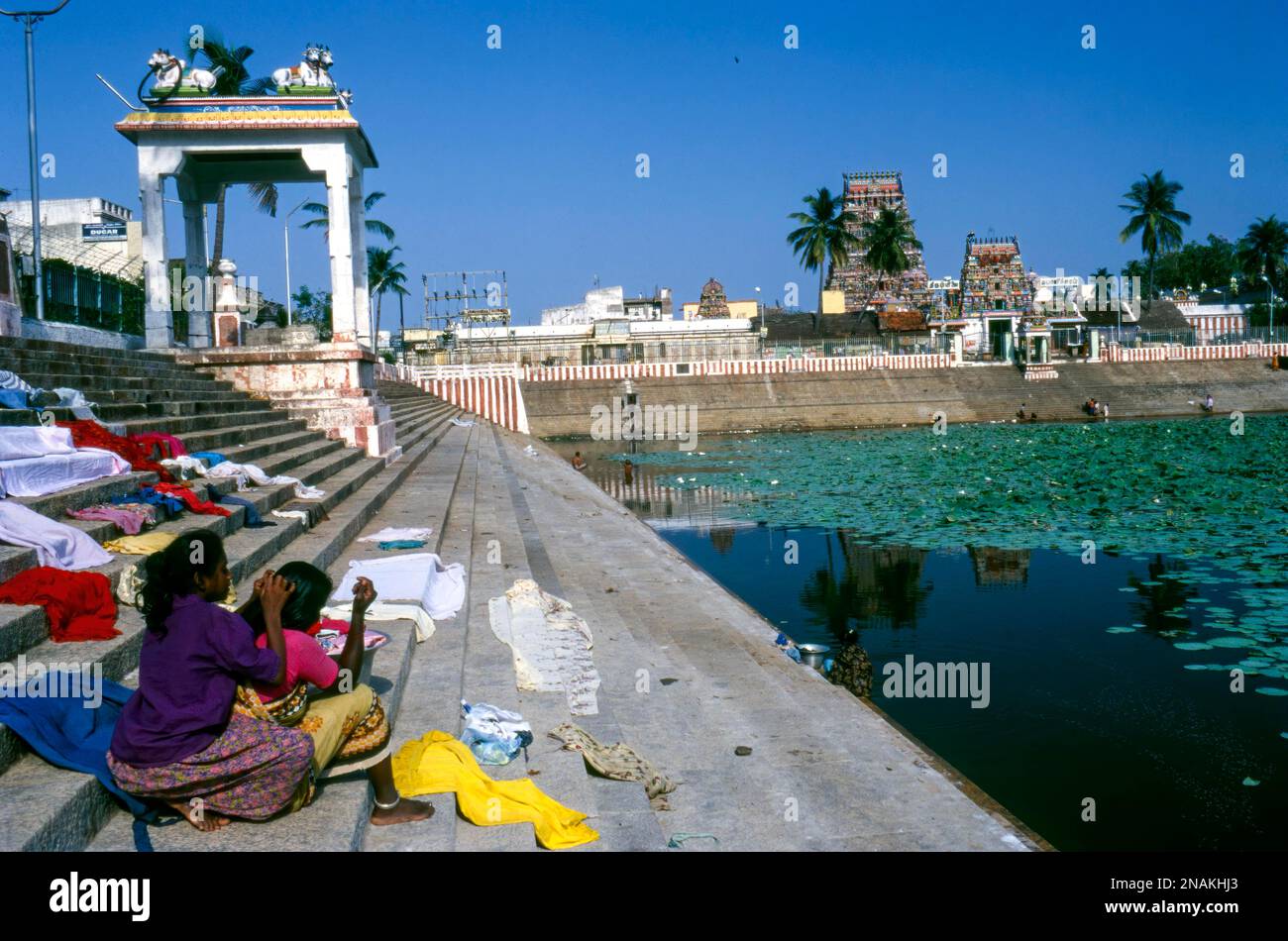 Antike, Architektur, Asien, Asiatisch, Attraktion, Blau, Braun, Kokosnuss, Farbe, Außen, Hinduismus, Historisch, Heilig, Horizontal, Indisch, Kerala Stockfoto