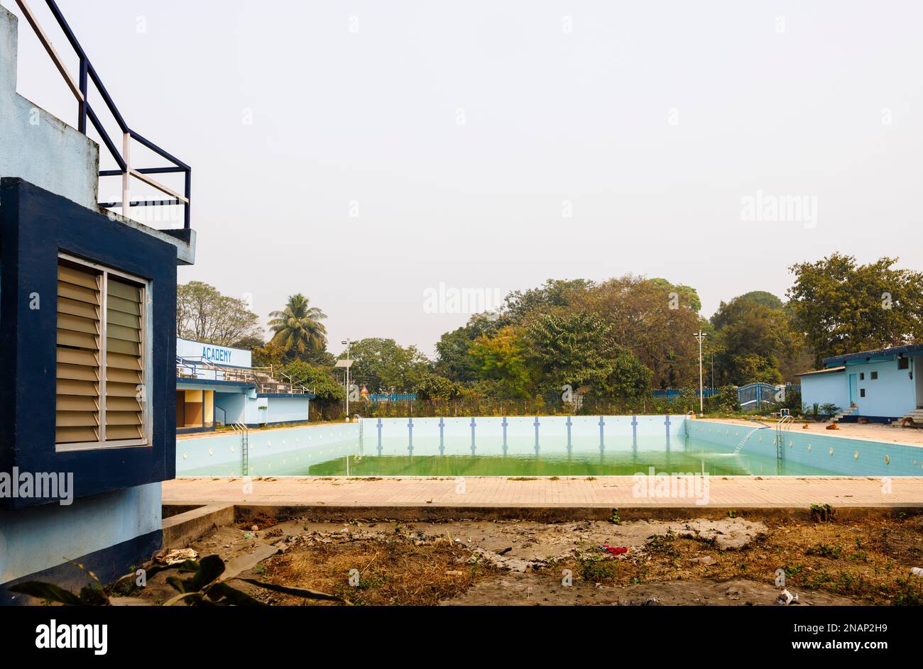 Die Schwimmbäder der Netaji Subhash Aquatic Academy im Deshbandhu Park in Fariapukur, Shyam Bazar, einem Vorort von Kalkutta, Westbengalen, Indien Stockfoto