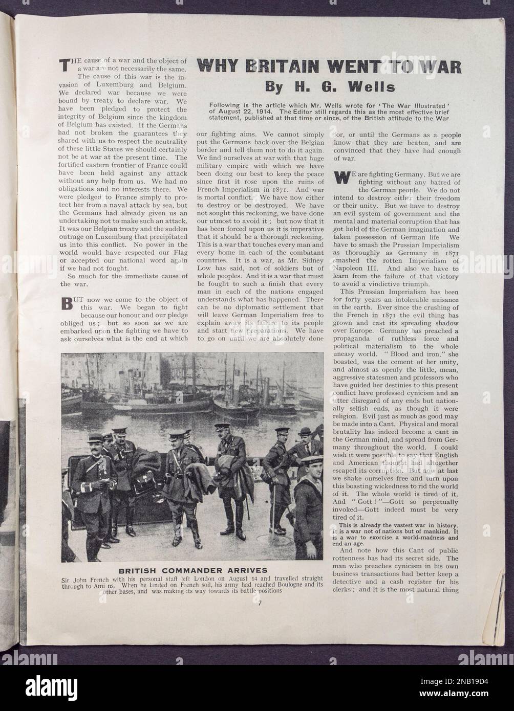 Artikel "Warum Großbritannien in den Krieg ging" von HG Wells im 1914-1918. Weltkrieg A Pictured History (1934). Stockfoto
