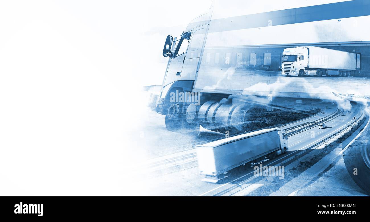 Abstract Hintergrund LKW und Transport.Autobahn und Lieferung.LKW und Autos fahren auf der Straße.Logistik und Lagerhaltung. Stockfoto