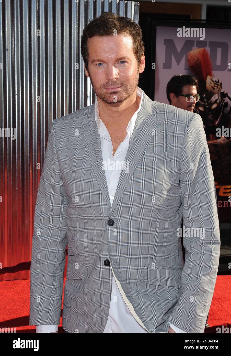Eric Matheny arrives at the premiere of "Real Steel" at Universal City Sunday, Oct. 2, 2011, in Los Angeles. (AP Photo/Katy Winn) Stockfoto