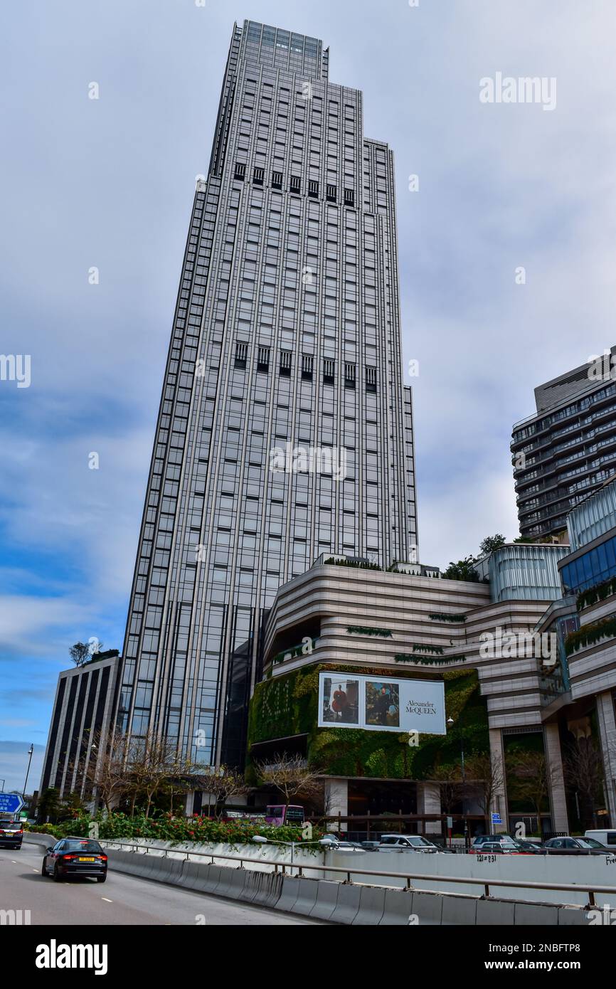 K11 Musea gilt als eine der neuesten und aufregendsten Attraktionen in Hong Kong, die Kultur, Kunst und Luxusgeschäfte zu einem einzigartigen Erlebnis kombiniert Stockfoto