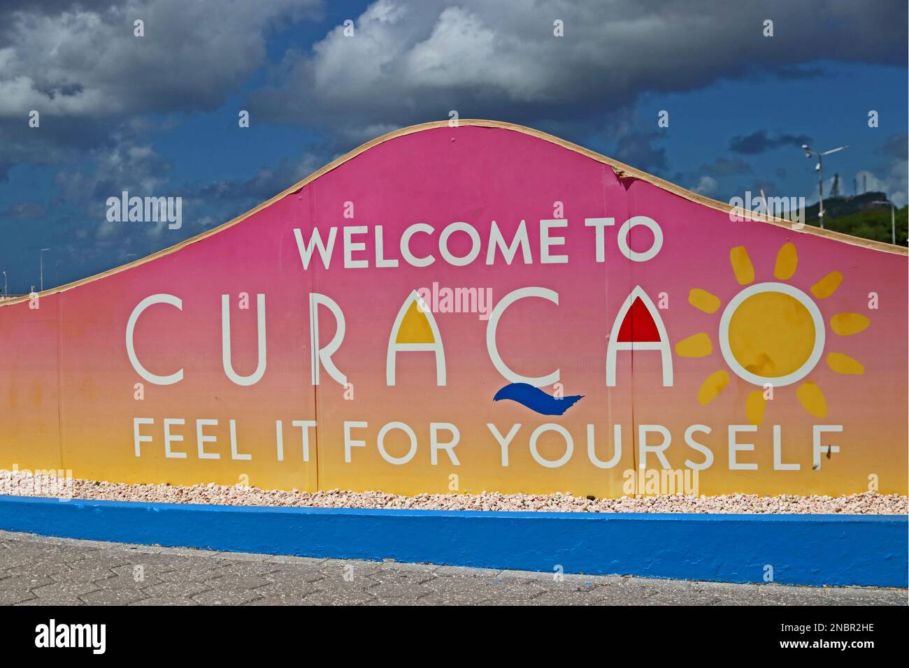 Willkommen am Curacao-Schild am Kreuzfahrtanleger, Willemstadt Stockfoto