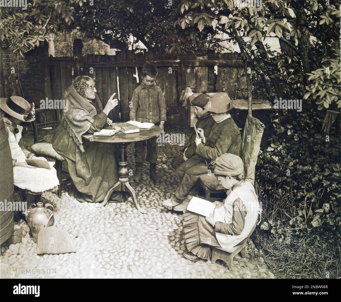 Peter Henry Emerson - A Dames School - 1887 Stockfoto