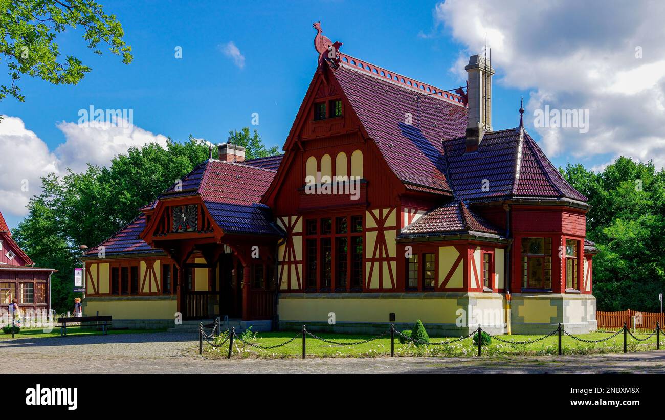 Vorderansicht des Kaiserpavillon am Kaiserbahnhof Joachimsthal, Brandenburg, Deutschland, Europa. Stockfoto