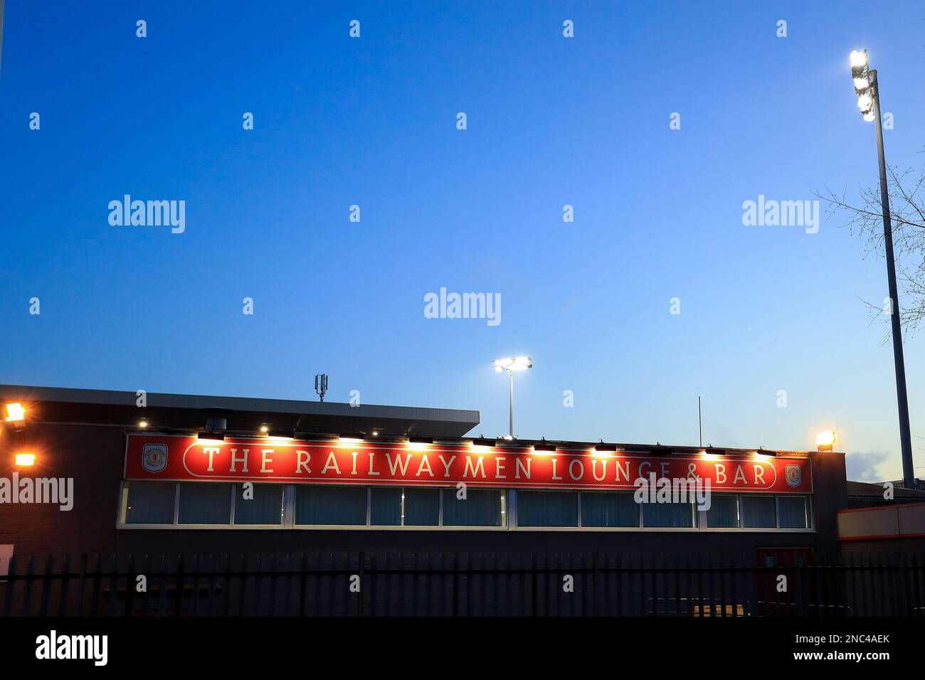 Ein allgemeiner Blick auf das Stadion während des Spiels der Sky Bet League 2 zwischen Crewe Alexandra und Hartlepool United im Alexandra Stadium, Crewe am Dienstag, den 14. Februar 2023. (Foto: Chris Donnelly | MI News) Guthaben: MI News & Sport /Alamy Live News Stockfoto