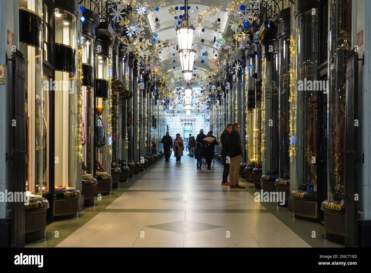 The Piccadilly Arcade, Einkaufspassage in London, England, Großbritannien Stockfoto
