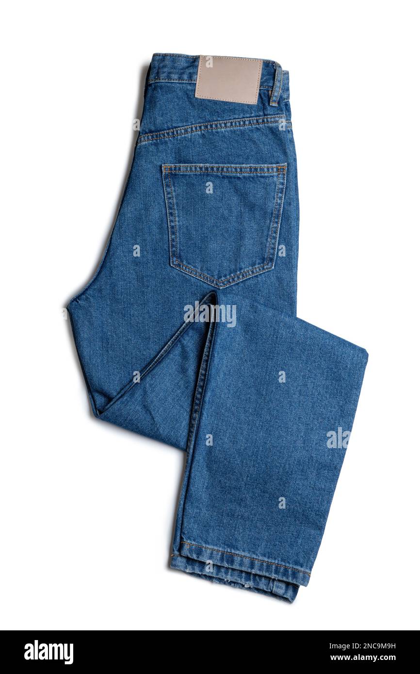 Blaue Jeans-Hose isoliert auf weißem Hintergrund. Denim-Hintergrund, Textur. Modekonzept, Geschäft, Einkaufen, Verkauf. Designdetails, Knöpfe und Nähte Stockfoto